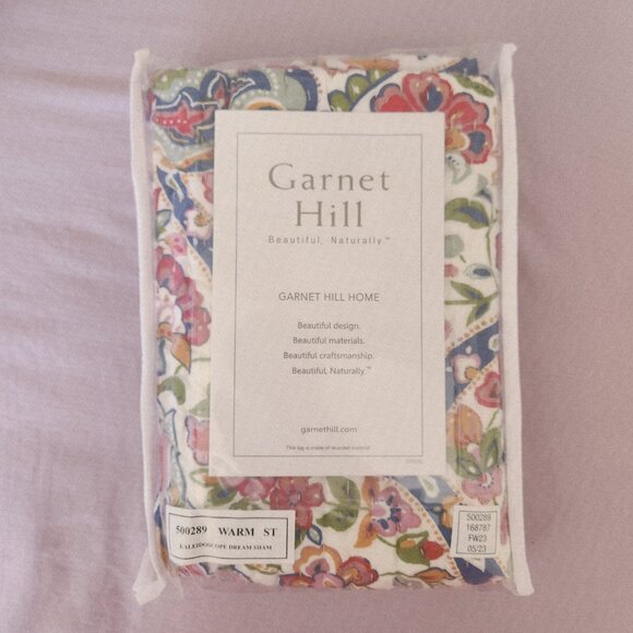 Garnet Hill Kaleidoscope Dream Quilt 100% Cotton Twin Blanket & Sham Set - Picture 5 of 7